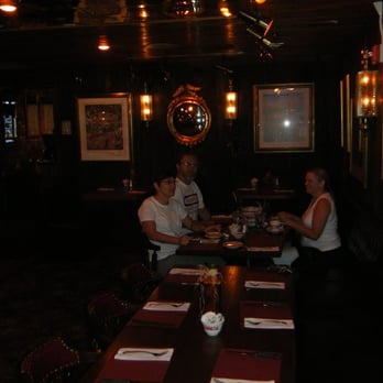 Bassett's Inn - American Near Me - Warwick, Rhode Island