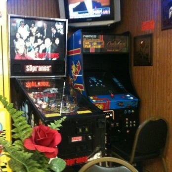 Manny's Pizza House VI - Pizza Near Me - Port Orange, Florida
