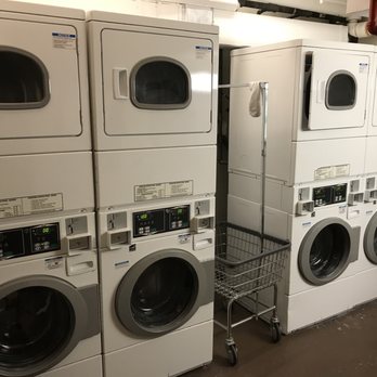 The Leo House - Laundry machines available - Bed & Breakfast Near Me - New York, New York