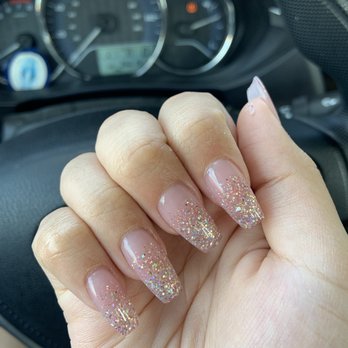 V Nails - Nail Salons Near Me - Houston, Texas