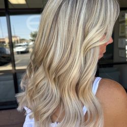 Encore Salon