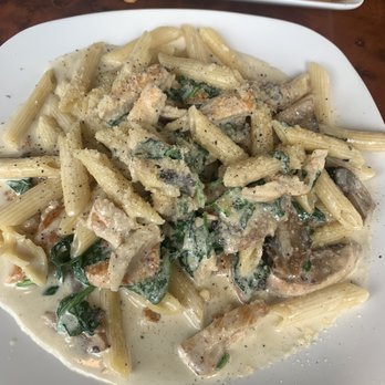New York Diner - a plate of penne with chicken and spinach - Coffee & Tea Near Me - Charlotte, North Carolina