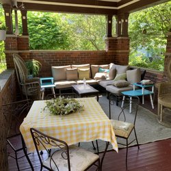 Cumberland Manor Bed And Breakfast