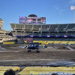 Monster Jam - Go Son Uva Digger ! Loud but great to be up close l!