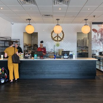 THE LOOP - Deerwood - Clean & quick ordering - Pizza Near Me - Jacksonville, Florida