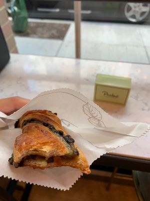 Praline by null