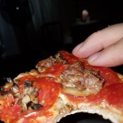 Ron's Pizza