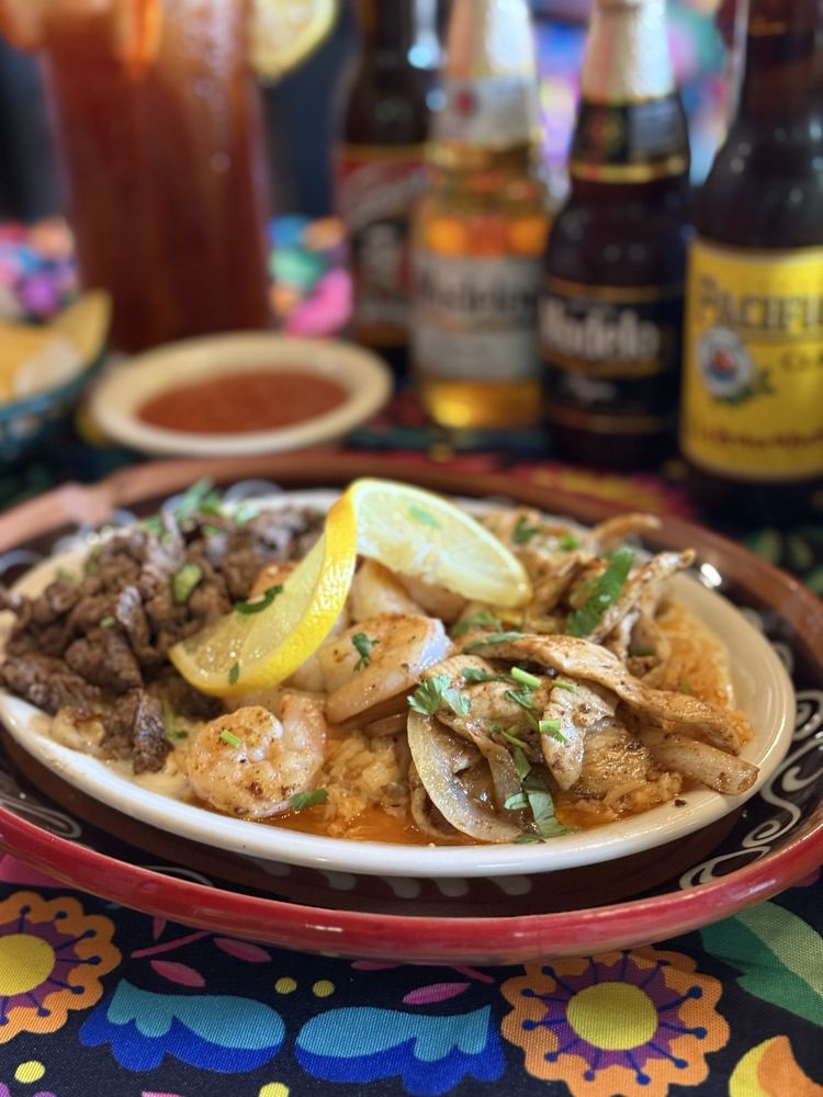 Mi Lindo Michoacan Logo