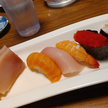 Kiraku Sushi - Sashimi Sushi Combo - Seafood Near Me - Richmond, British Columbia