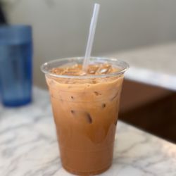Boonnoon Market - Thai tea w cream