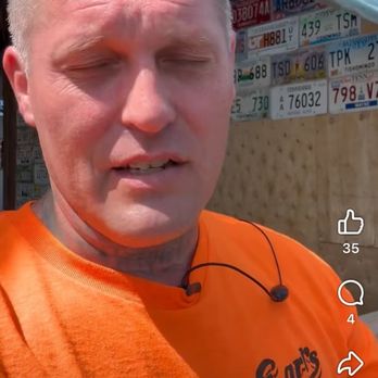 Earl's Grille - Rude manager at earls pickwick - Burgers Near Me - Crump, Tennessee