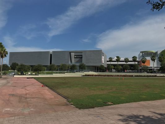 Curtis Hixon Waterfront Park by null
