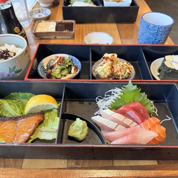 Matsuri - Matsuri Gozen; ok overall - Sushi Bars Near Me - Pasadena, California