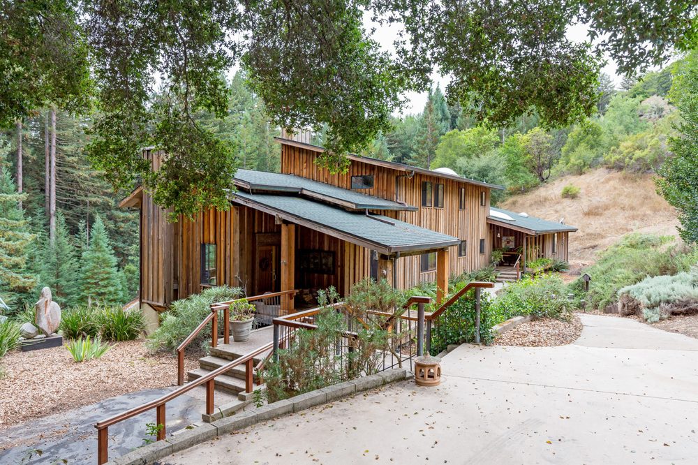 PAUL BURROWES DAVID LYNG REAL ESTATE Contact Agent 17 Photos