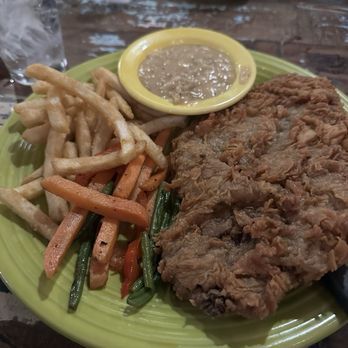 The Range Café - Wicked good chicken fried steak with fries - Mexican Near Me - Bernalillo, New Mexico