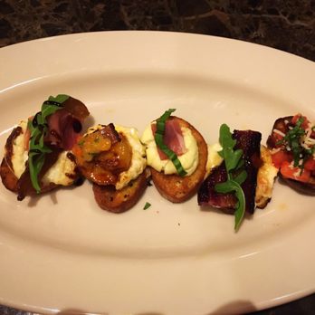 Maggiano's - Bruschetta Bar Tour - Italian Near Me - Houston, Texas Maggiano's - Bruschetta Bar Tour - Italian Near Me - Houston, Texas