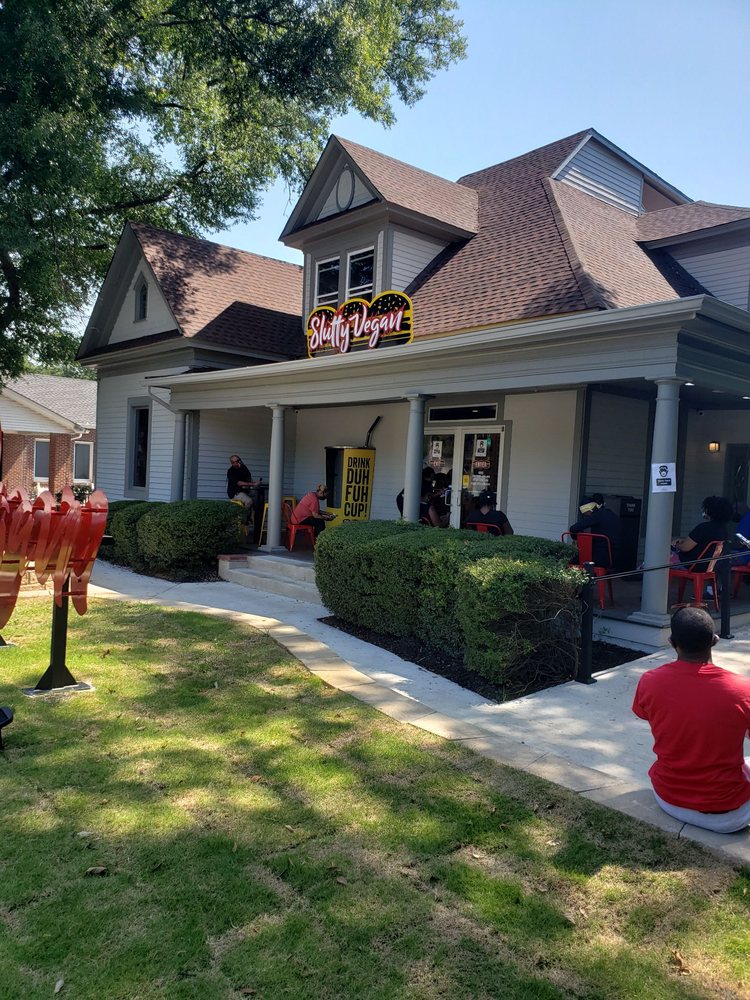 Slutty Vegan ATL Now Open 10 Photos Vegan 164 N McDonough St