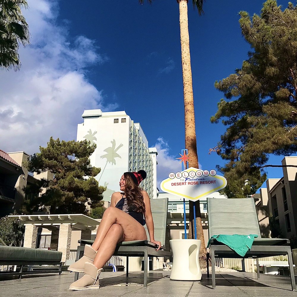 Desert Rose Resort - Poolside Vibes - Hotels Near Me - Las Vegas, Nevada Desert Rose Resort - Poolside Vibes - Hotels Near Me - Las Vegas, Nevada