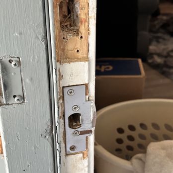 Crest Total Services - Don't feel secure in your home, I can secure your door and make it look better - Handyman Near Me Crest Total Services - Don't feel secure in your home, I can secure your door and make it look better - Handyman Near Me