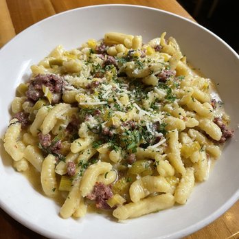 Fete - Lamb sausage pasta - New American Near Me - Honolulu, Hawaii Fete - Lamb sausage pasta - New American Near Me - Honolulu, Hawaii