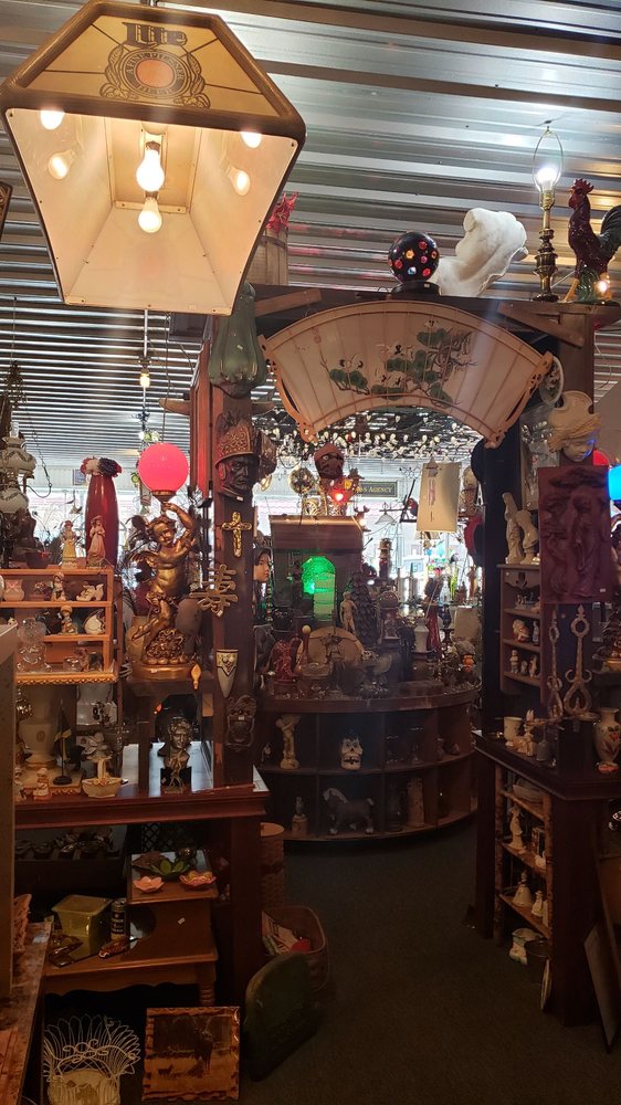 JUNK N TREASURE 10 Reviews 3504 Leavenworth St, Omaha, NE Yelp