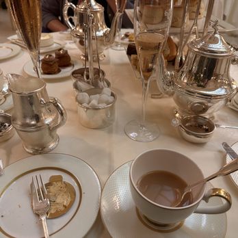 The Ritz London - Hotels & Travel Near Me - London, XGL The Ritz London - Hotels & Travel Near Me - London, XGL