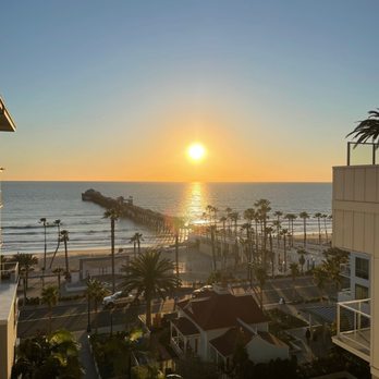 The Rooftop Bar - Beer Bar Near Me - Oceanside, California