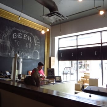 Indie Ale House - Breweries Near Me - Toronto, Ontario