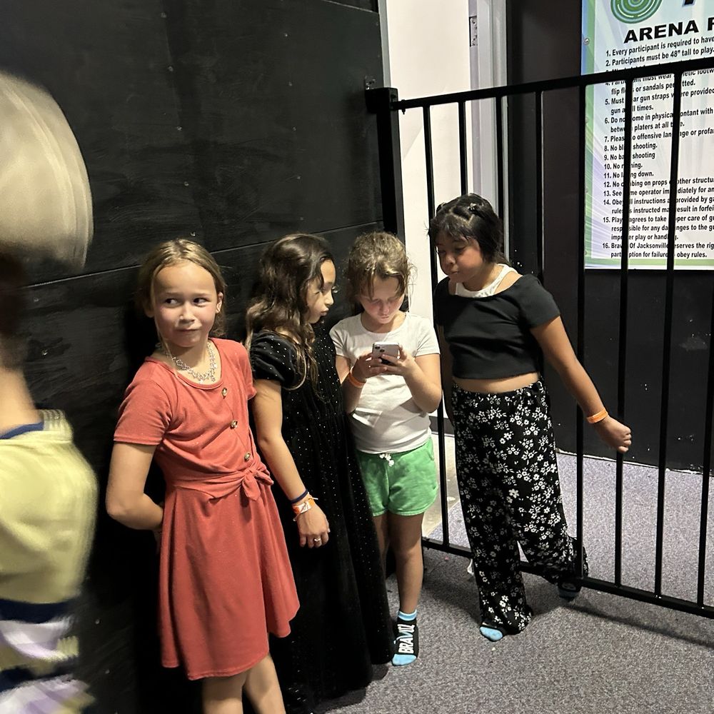 Bravoz Entertainment Center - Waiting for laser tag - Arcades Near Me - Jacksonville, Florida Bravoz Entertainment Center - Waiting for laser tag - Arcades Near Me - Jacksonville, Florida