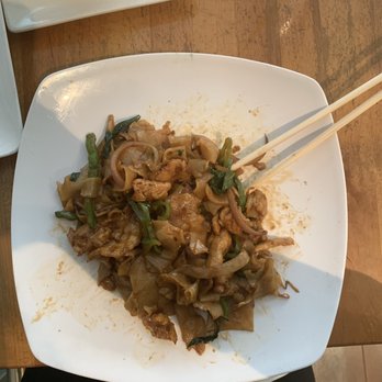 Spice 28 - Lunch Drunken Noodle - Szechuan Near Me - Philadelphia, Pennsylvania