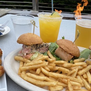 Moss Beach Distillery - Sliders and artichoke chips with adult libations - Seafood Near Me - Moss Beach, California