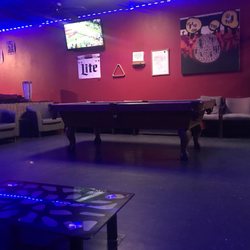 Pharaoh's Hookah Lounge - Pool table