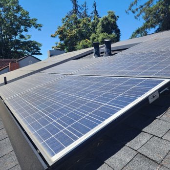 Solar Scrub Club - Before photo of dirty panels - Solar Panel Cleaning Near Me Solar Scrub Club - Before photo of dirty panels - Solar Panel Cleaning Near Me