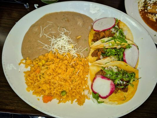 El Gran Taco Restaurant & Bar by null