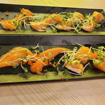 Sake - I encored on some of the sashimi, requested the salmon belly with no dressing. - Sushi Bars Near Me - Pinole, California