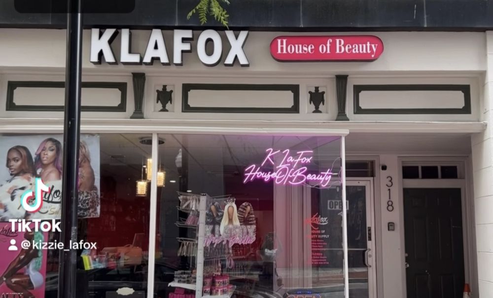 K La Fox House of Beauty