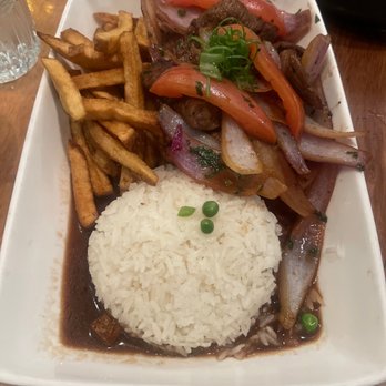 Limón - Lomo saltado - Peruvian Near Me - Oakland, California Limón - Lomo saltado - Peruvian Near Me - Oakland, California