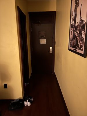 Hotel Apache by null