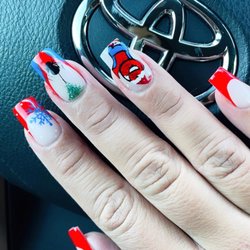Letto Nails - Christmas Spidey nails by Katie