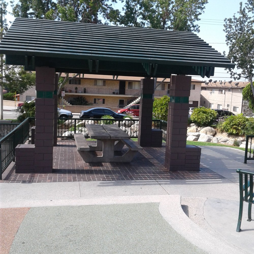 Hillbrook Park - Parks Near Me - Signal Hill, California Hillbrook Park - Parks Near Me - Signal Hill, California