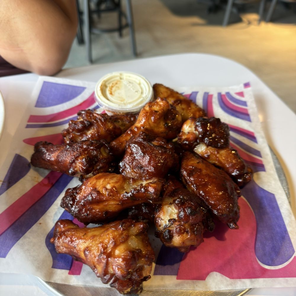 Mellow Mushroom Lakeland - Oven Roasted Wings - Pizza Near Me - Lakeland, Florida Mellow Mushroom Lakeland - Oven Roasted Wings - Pizza Near Me - Lakeland, Florida