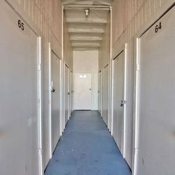 Cherry Avenue Storage