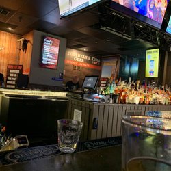 Tom Ryan's Lounge - Day Drinking at Tom Ryan's, great customer service by Nina, always there for a good laugh.