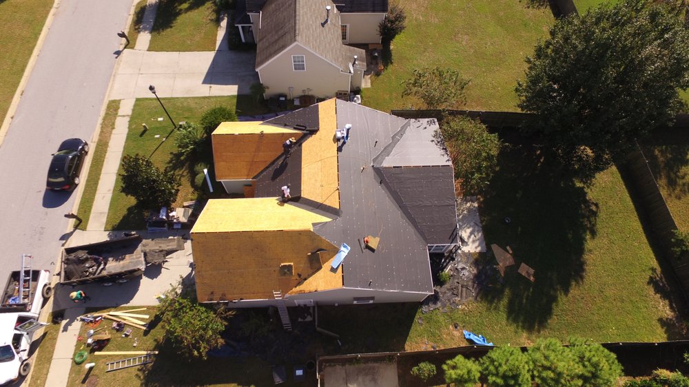 Slide of Vista Roofing