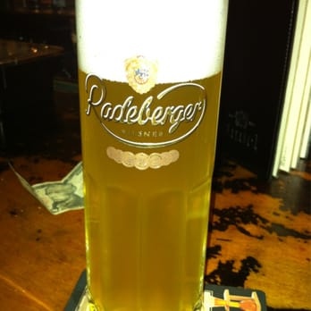 BXL Cafe - Pubs Near Me - New York, New York