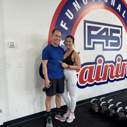 F45 Training Centennial East - Strong couple goals!