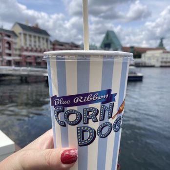 Blue Ribbon Corn Dogs - Lemonade - Hot Dogs Near Me - Orlando, Florida