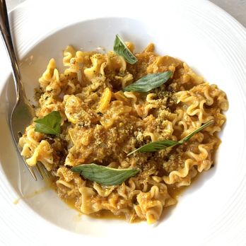 et al. - Kahuku Golden Tomato pasta - Breakfast & Brunch Near Me - Honolulu, Hawaii