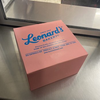 Leonard's Bakery - Yum yum - Bakeries Near Me - Honolulu, Hawaii Leonard's Bakery - Yum yum - Bakeries Near Me - Honolulu, Hawaii