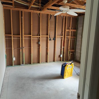 1-800 Water Damage - Water Loss Drying Job - Damage Restoration Near Me - Cypress, Texas 1-800 Water Damage - Water Loss Drying Job - Damage Restoration Near Me - Cypress, Texas